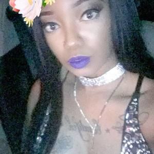 Meet your Posher, Kay